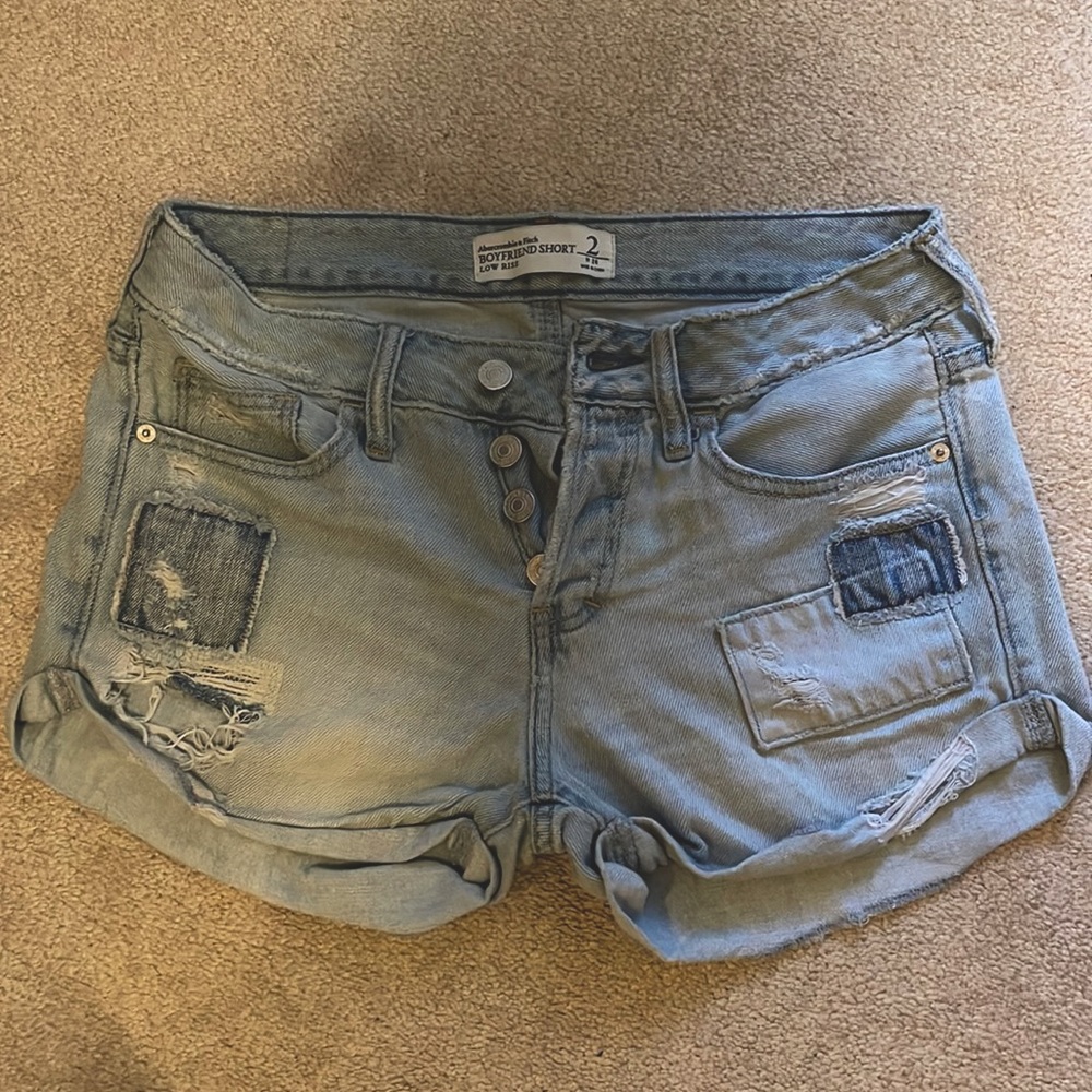 Abercrombie boyfriend short low rise